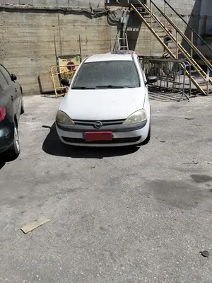 OPEL CORSA C foto 1