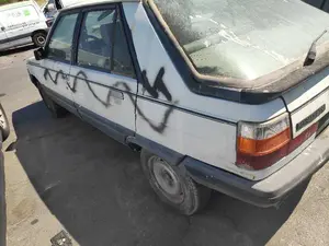 RENAULT 11 (1988-0) RENAULT 11 foto 3