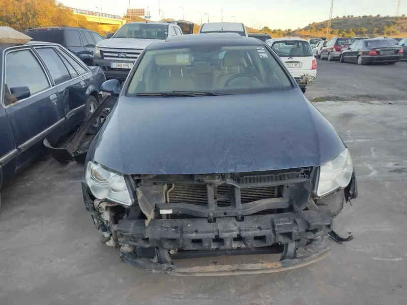 VOLKSWAGEN PASSAT BERLINA (3C2)