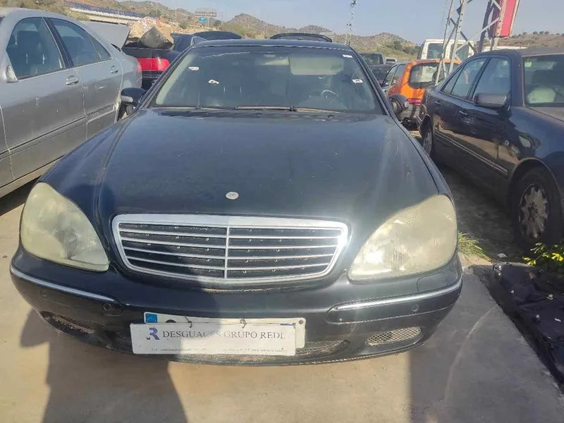 MERCEDES-BENZ CLASE S (BM 220) BERLINA