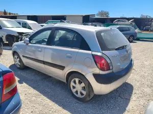 KIA RIO (JB) foto 7