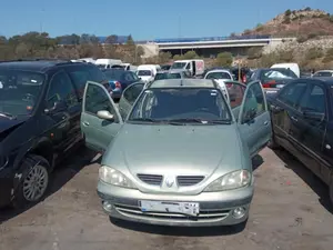 RENAULT MEGANE I FASE 2 CLASSIC (LA...) foto 1