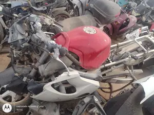 HONDA CBR foto 2