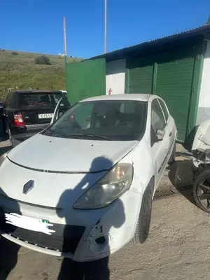 RENAULT CLIO III foto 1