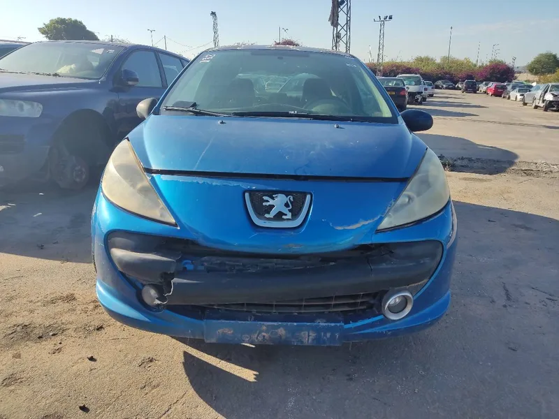 PEUGEOT 207