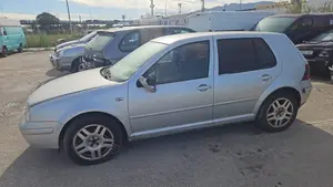 VOLKSWAGEN GOLF IV BERLINA (1J1)(10.1997) foto 2