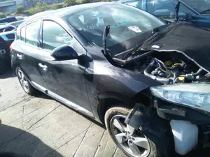 RENAULT MEGANE III BERLINA 5P foto 3