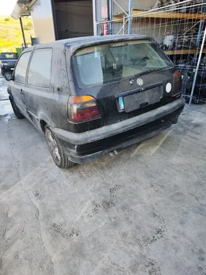 VOLKSWAGEN GOLF III (1H1)(11.1991) foto 1