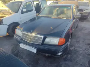 MERCEDES-BENZ CLASE C (BM 202) BERLINA foto 1