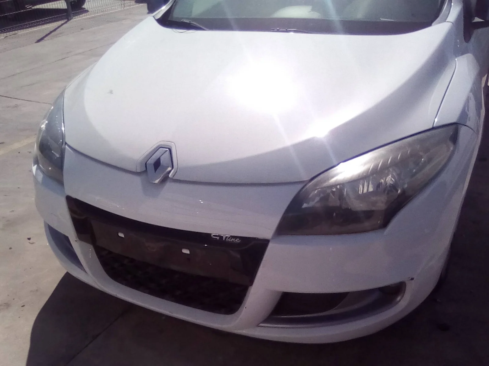 RENAULT MEGANE III COUPE