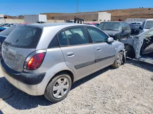 KIA RIO (JB) foto 5