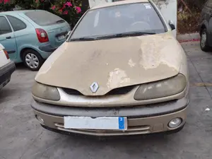 RENAULT LAGUNA (B56) foto 1