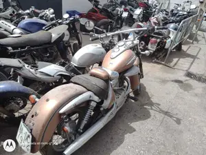 SUZUKI INTRUDER foto 3