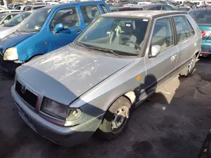 SKODA FELICIA BERLINA (791) foto 1