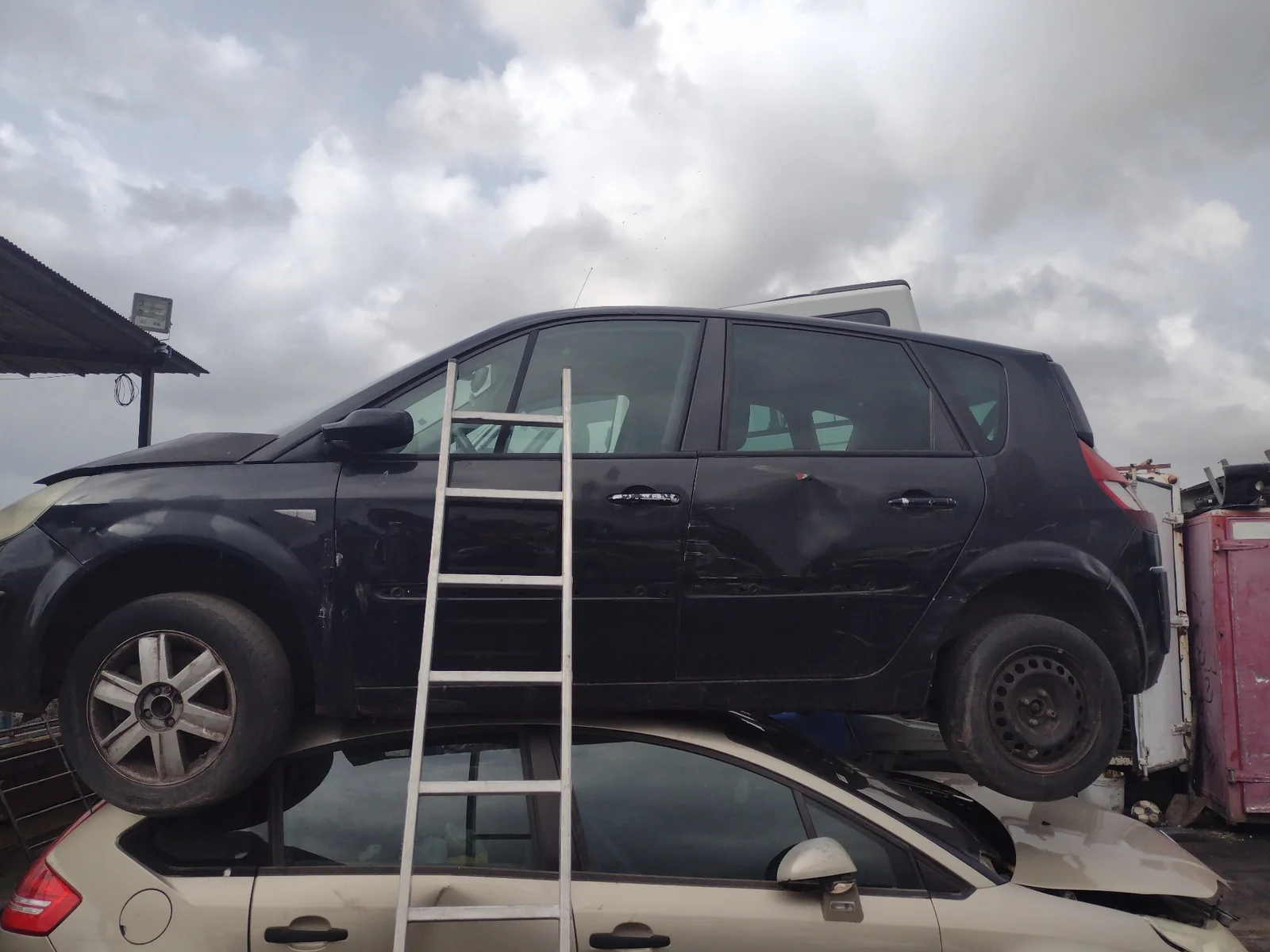 RENAULT SCENIC II (JM)