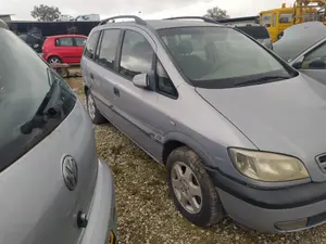 OPEL ZAFIRA A foto 5