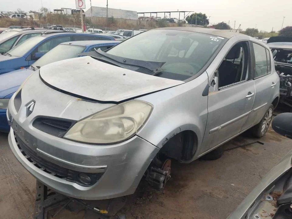 RENAULT CLIO III