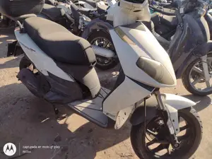APRILIA SPORTCITY foto 4