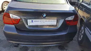 BMW SERIE 3 BERLINA (E90) foto 4