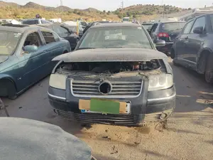 VOLKSWAGEN PASSAT VARIANT (3B6) foto 1