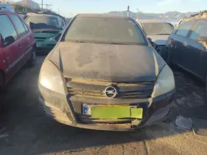 OPEL ASTRA H GTC foto 1