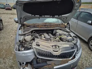 SKODA RAPID (NH) foto 1