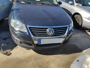 VOLKSWAGEN PASSAT BERLINA (3C2) foto 1