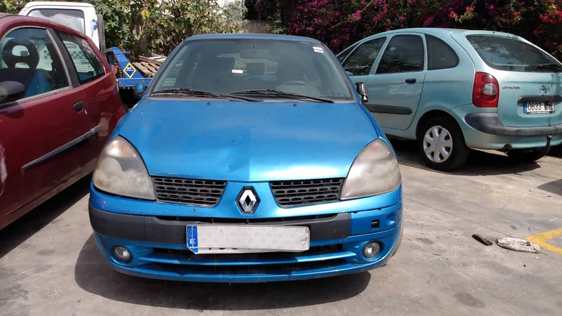 RENAULT CLIO II FASE II (B/CB0)