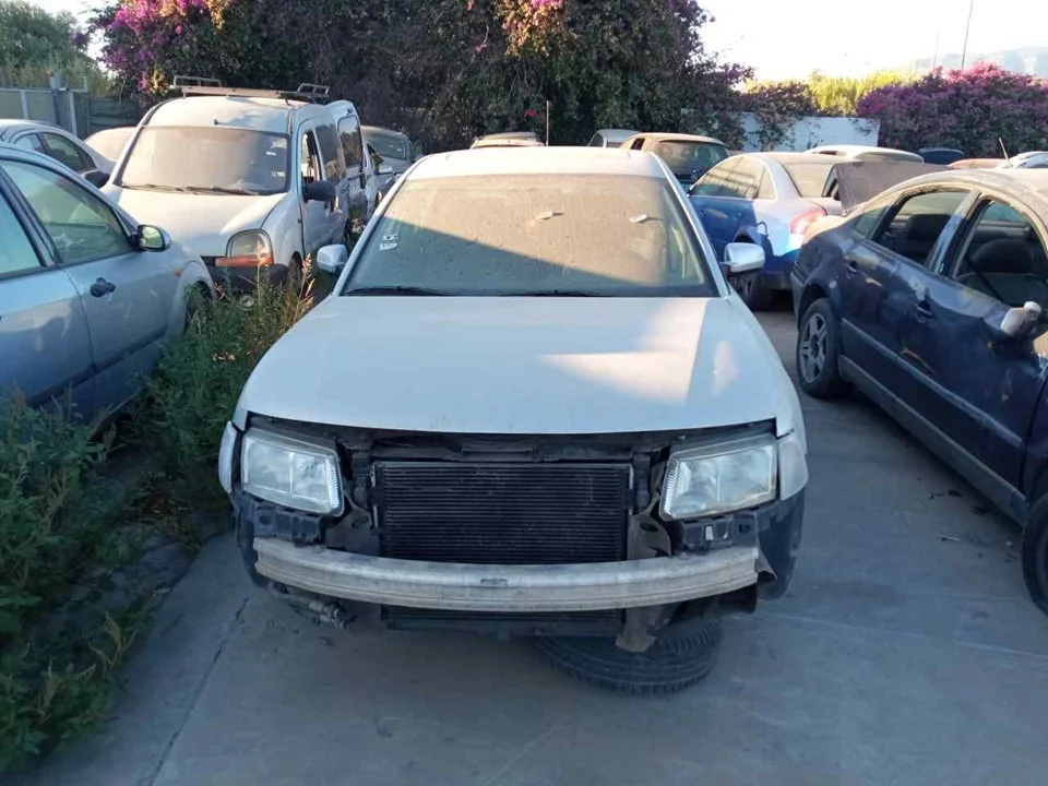 VOLKSWAGEN PASSAT BERLINA (3B2)